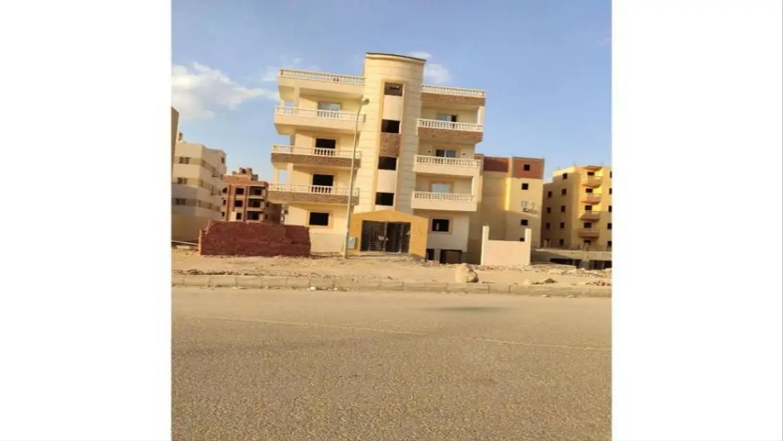 شقة بمساحة 135 متر للبيع