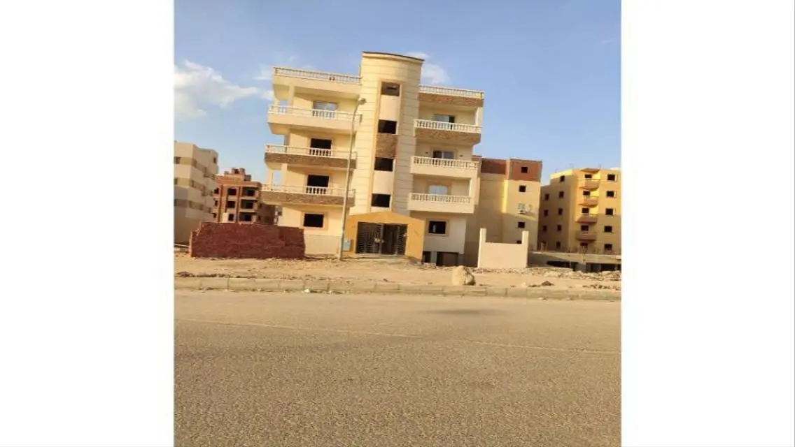 شقة بمساحة 135 متر للبيع