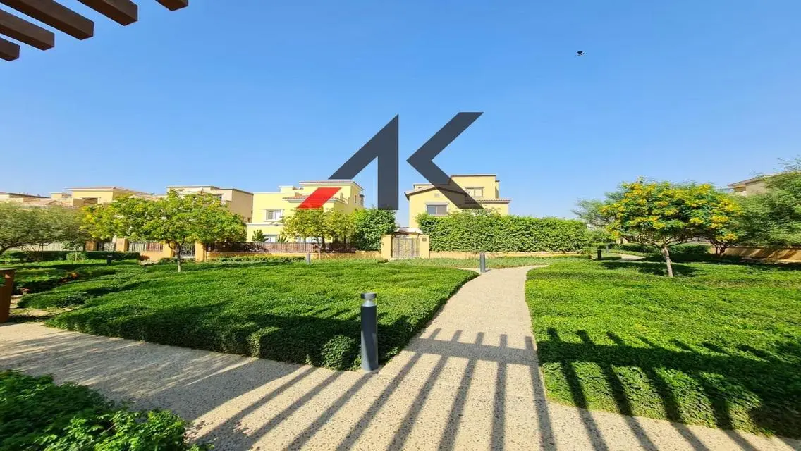 Luxury Apartment with Private Garden and Maid's Room