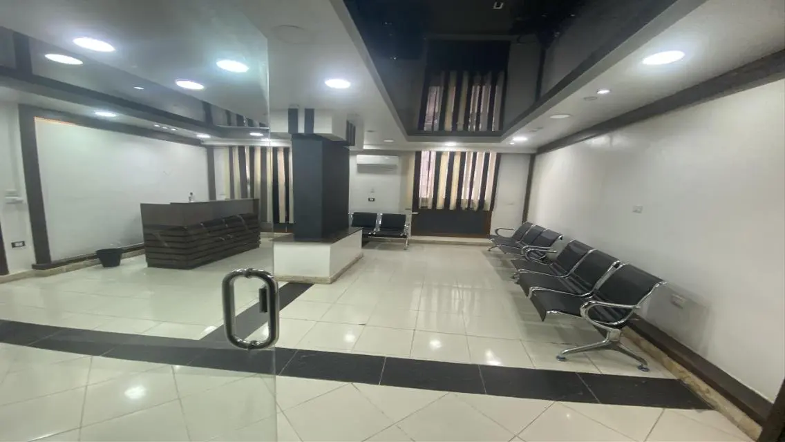 Luxury Apartment with Spacious Living in the Heart of the City