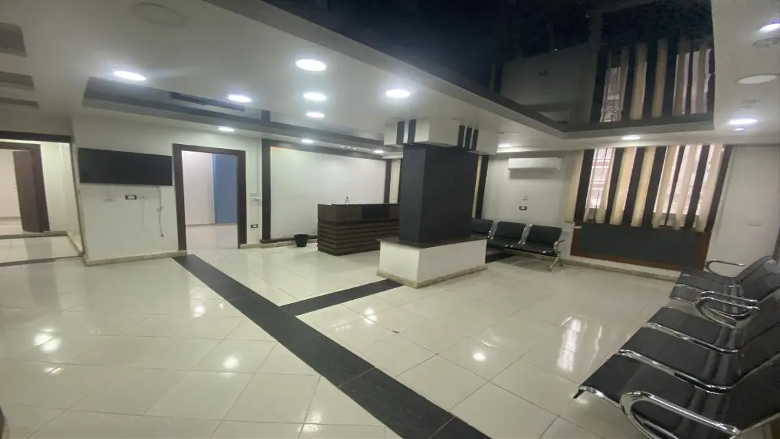 Luxury Apartment with Spacious Living in the Heart of the City