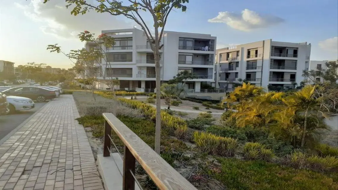 Luxurious Apartment with Spacious Design in JW Marriott