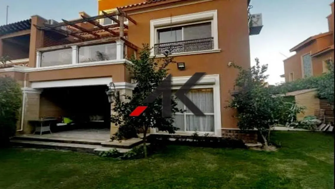 Luxurious Villa for Sale with Private Garden