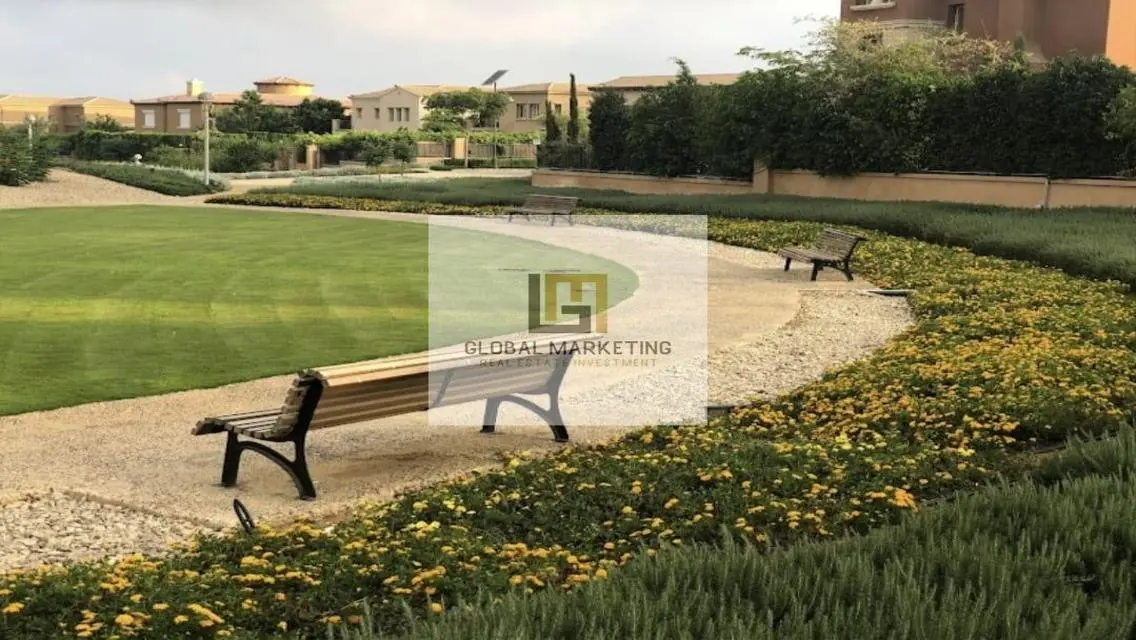 فيلا فاخرة بمساحة واسعة في الموقع المميز