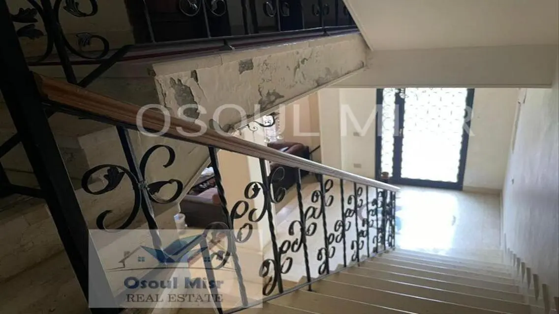 شقة فاخرة للبيع مع حديقة خاصة