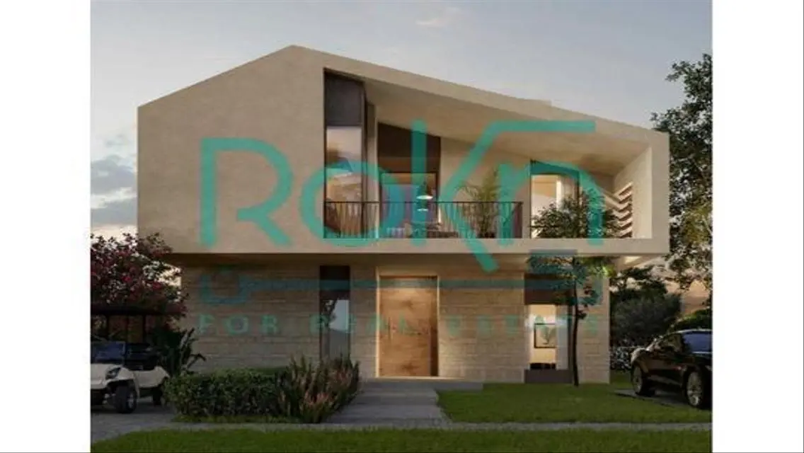 Luxury Villa with Stunning Views and Amenities