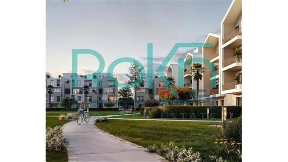 Luxury Villa with Stunning Views and Amenities