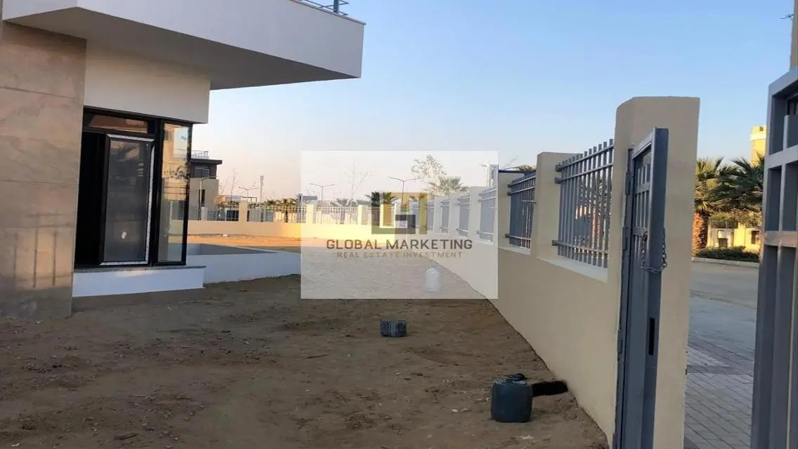 Luxury Villa with Private Garden and Maid's Room
