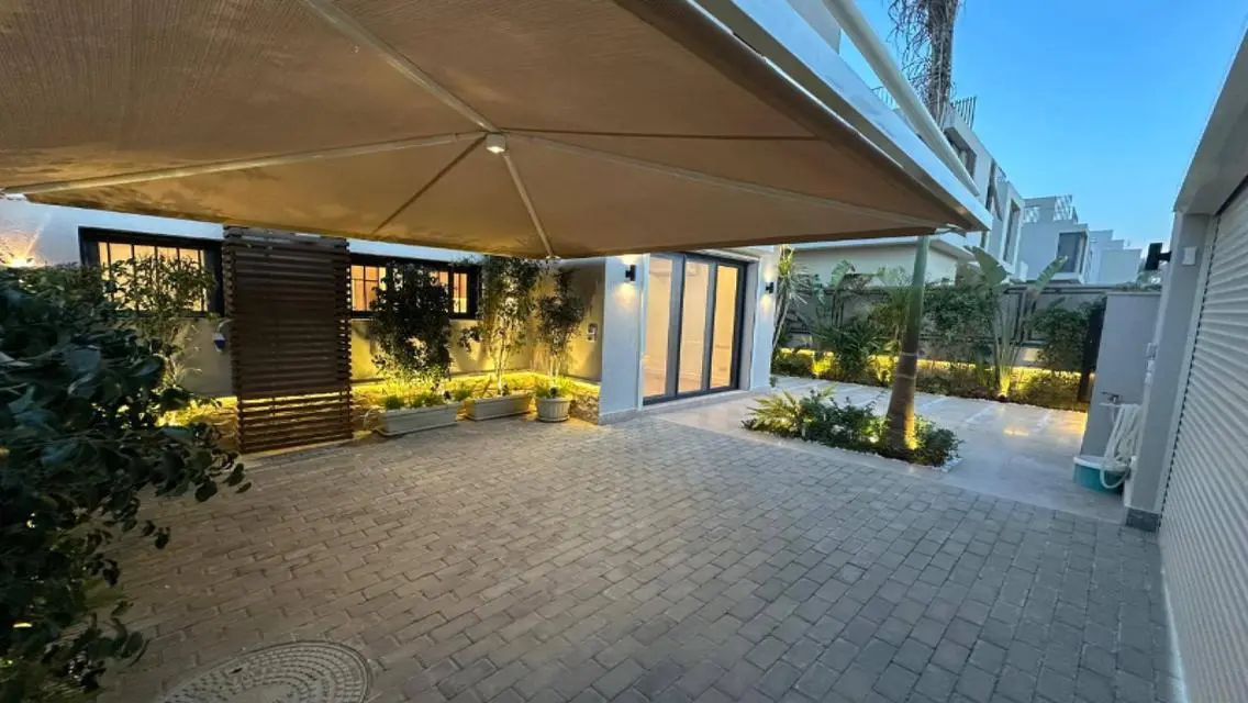 Villa Sodic EastBuilding area: 420 square metres 