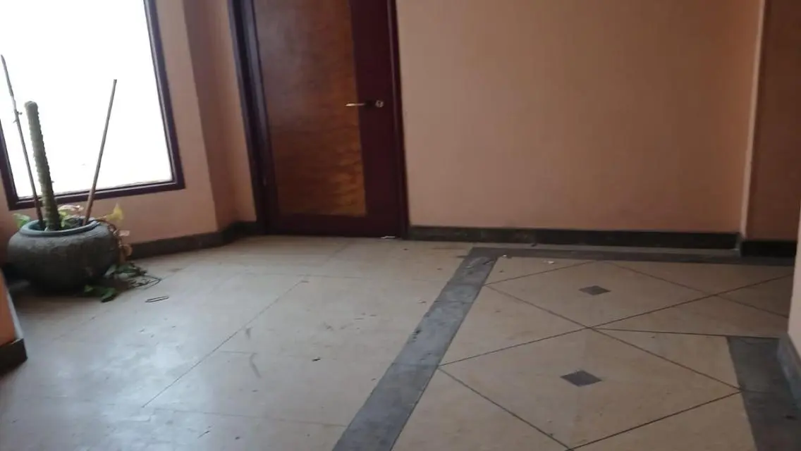 شقة فاخرة للبيع بمساحة واسعة