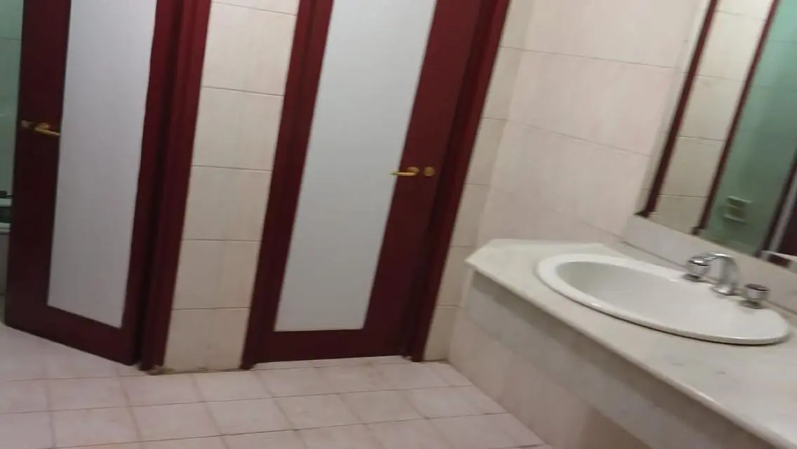 شقة فاخرة للبيع بمساحة واسعة
