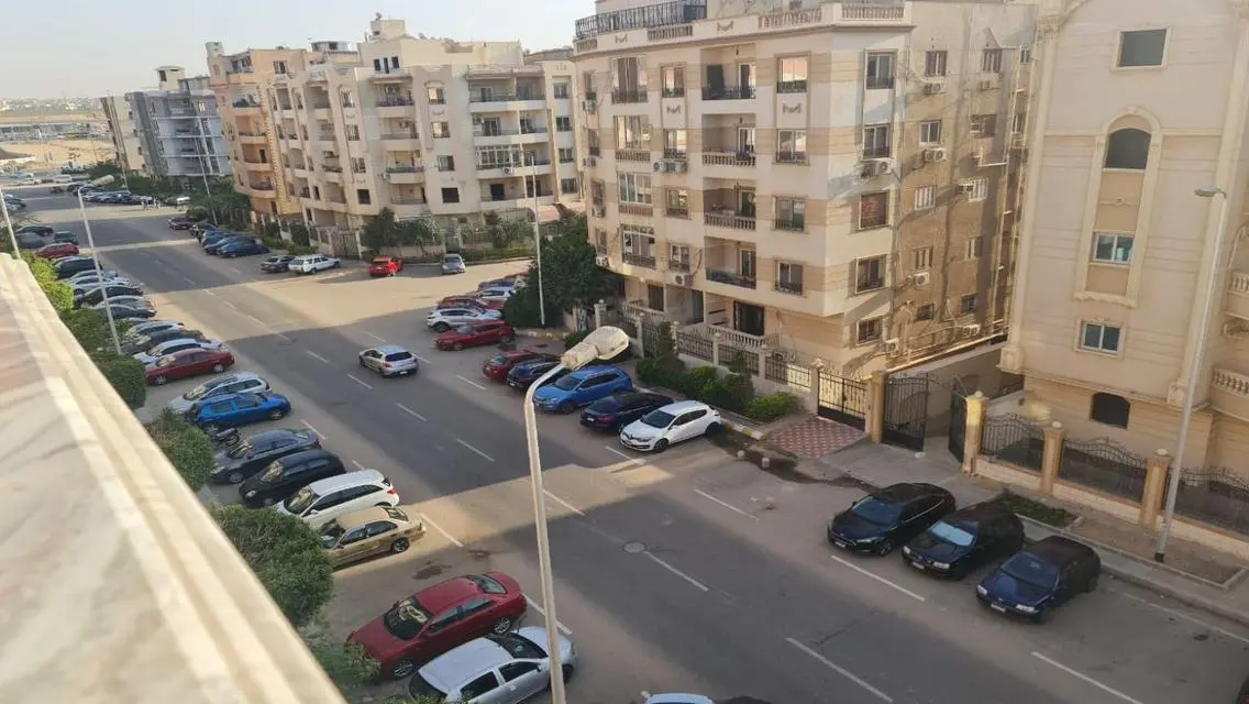 شقة فاخرة مطلة على معلم رئيسي