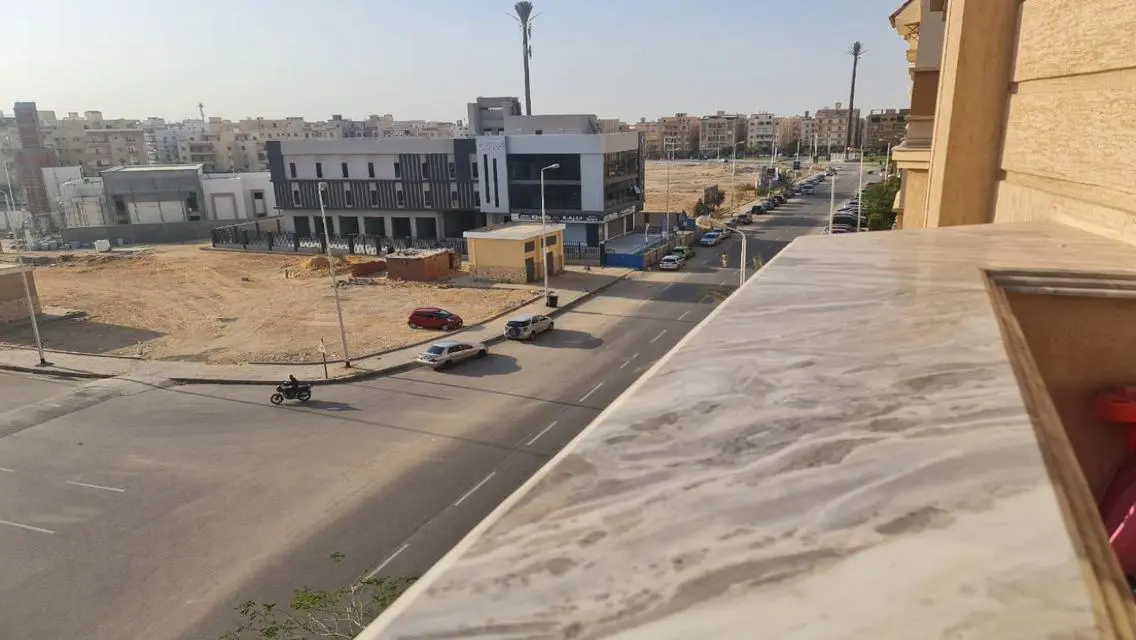 شقة فاخرة مطلة على معلم رئيسي
