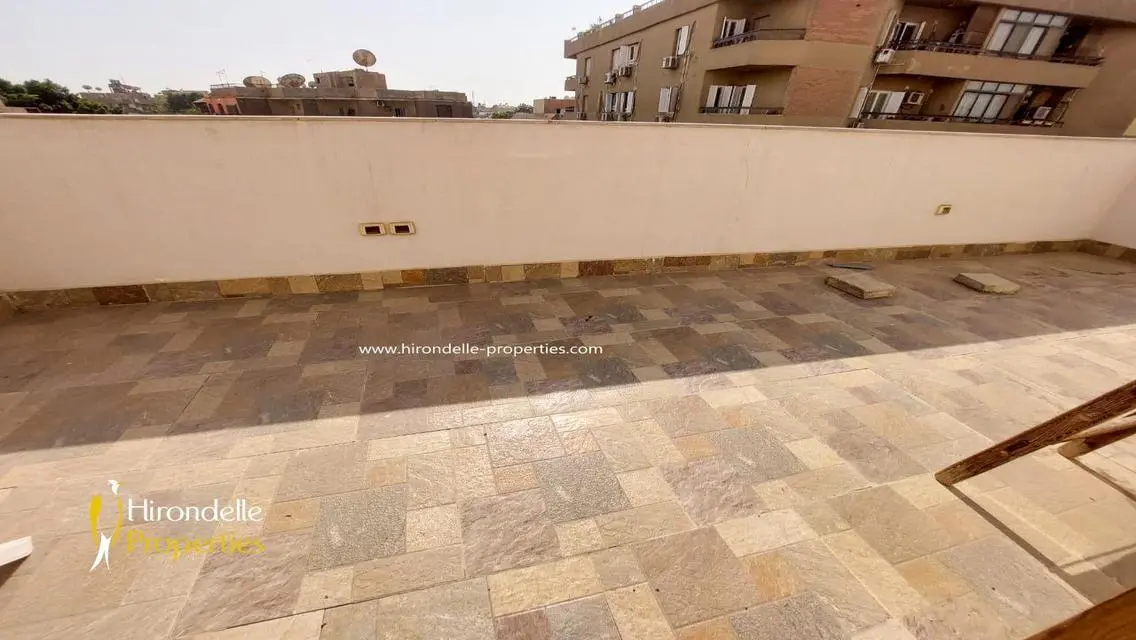 Luxury 4-bedroom Apartment with Stunning Views