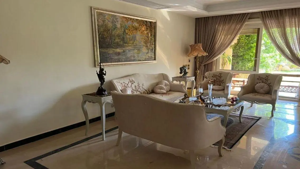 Luxury Apartment with All Amenities