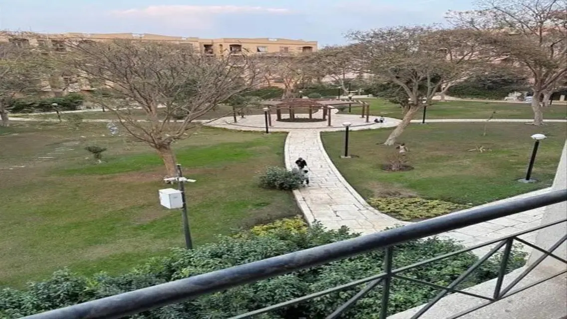 شقة مريحة للإيجار بموقع متميز
