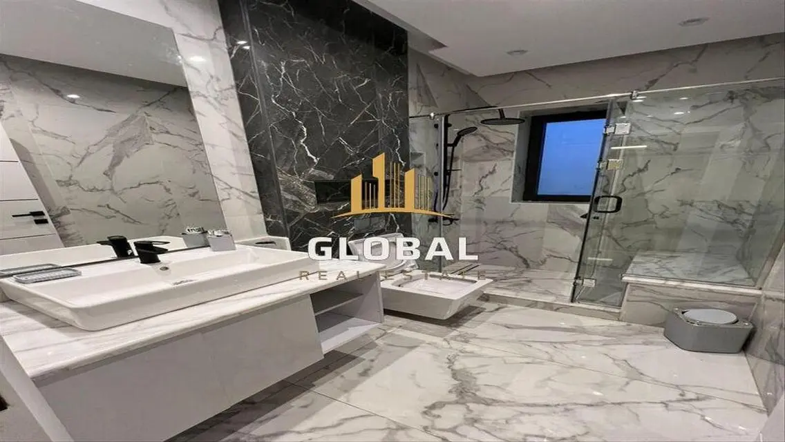 Beautiful Apartment for Sale in Code-Lake - 309