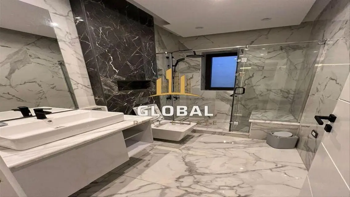 Beautiful Apartment for Sale in Code-Lake - 309