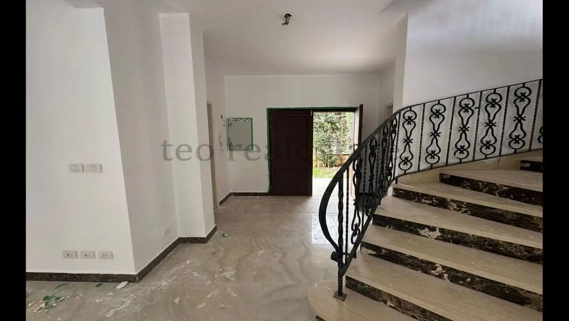 Luxury Apartment for Sale at an Attractive Price