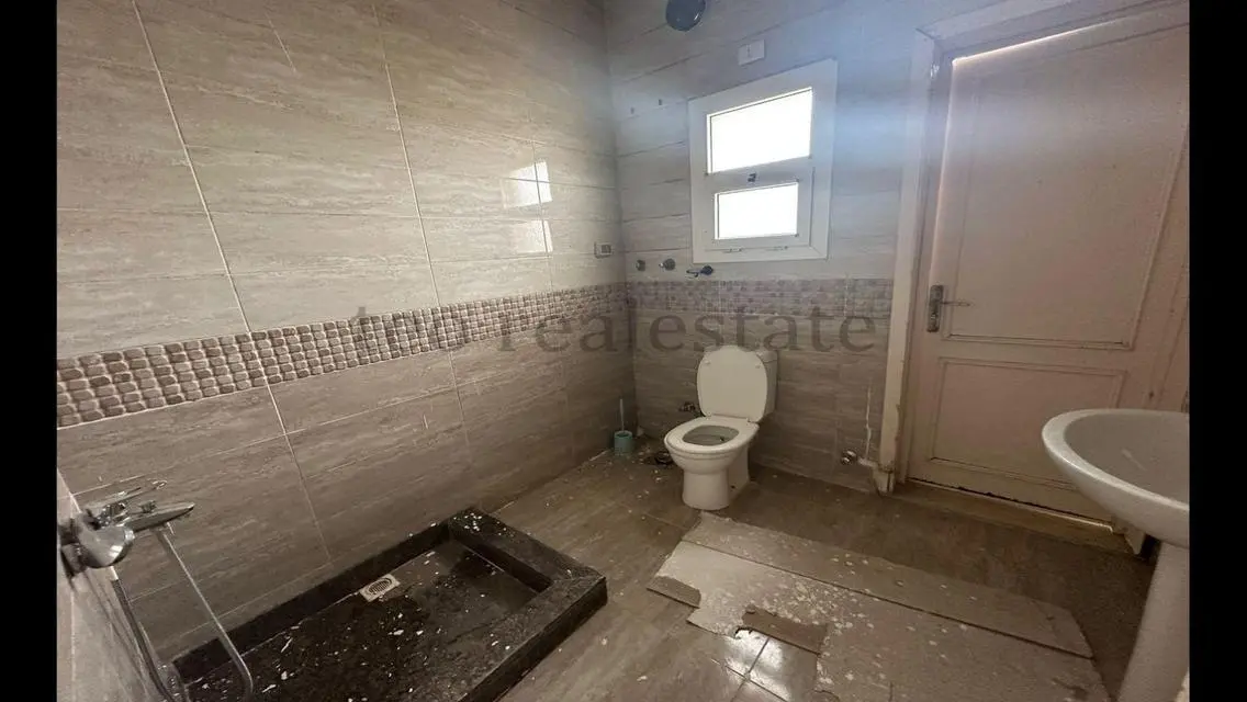 Luxury Apartment for Sale at an Attractive Price