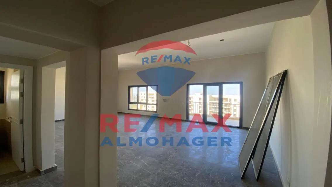 Stunning 170 sqm Apartment in Prime Location