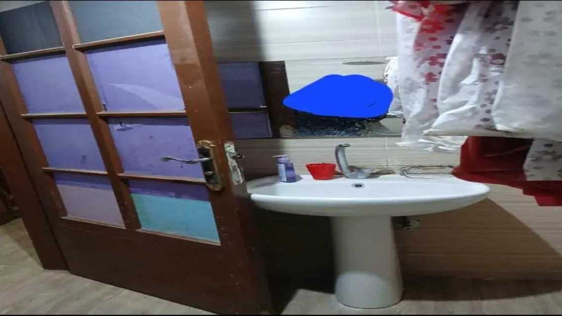 Luxurious Apartment with 180 sqm, Balcony and Wall Closets