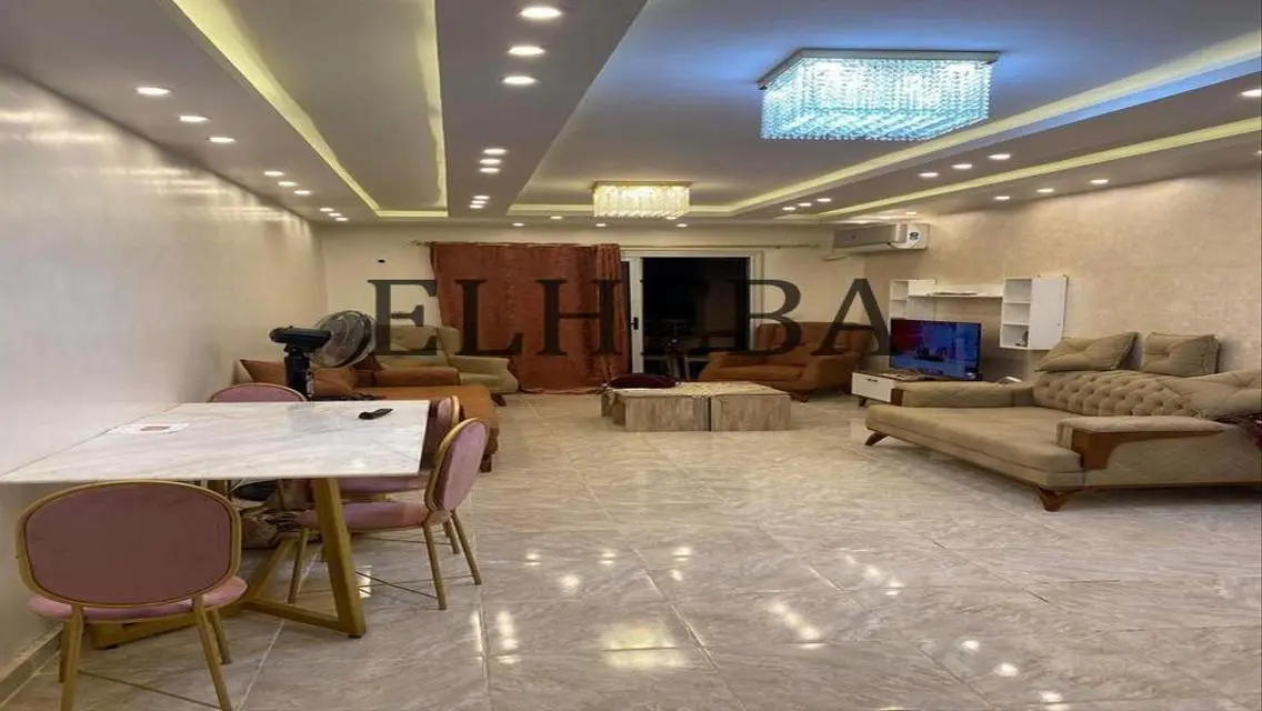 Prime Commercial Space in B2