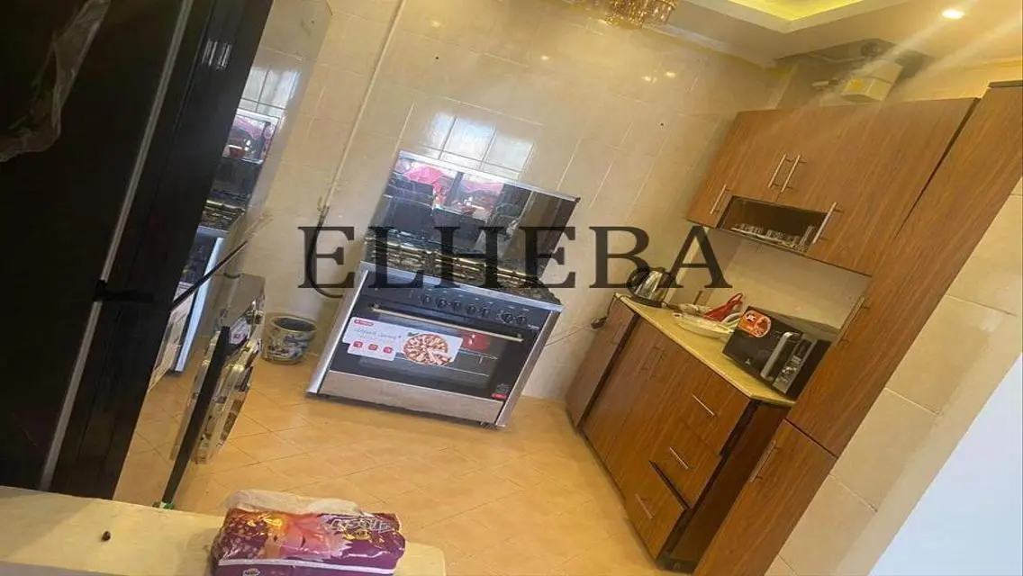Prime Commercial Space in B2