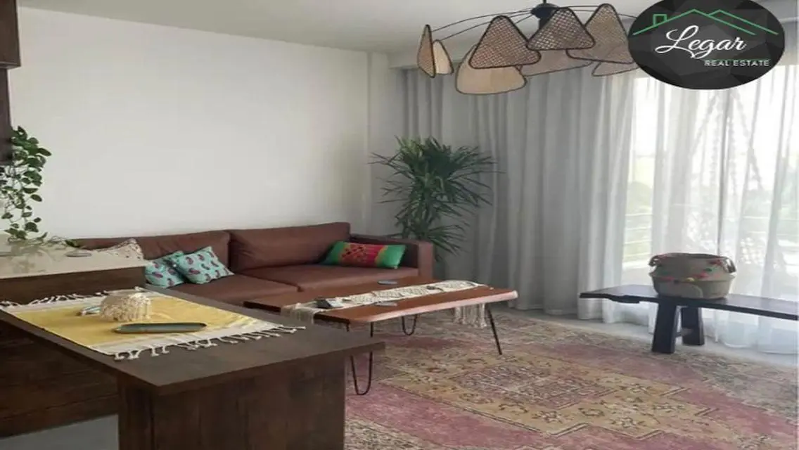 Stunning Apartment for Rent in Palm Parks