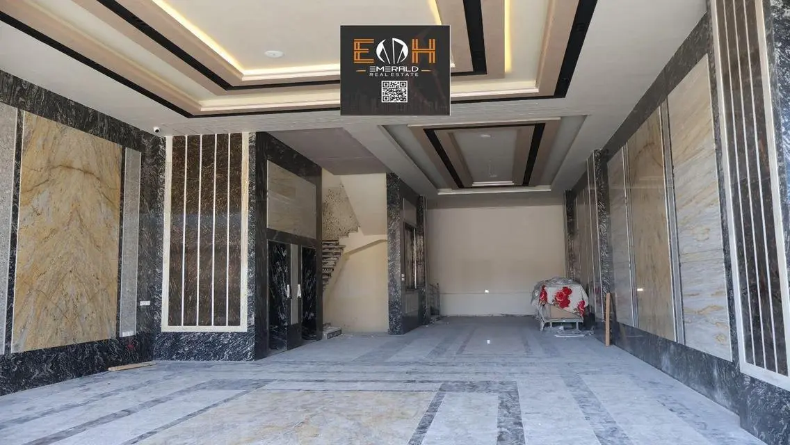 شقة فاخرة ذات إطلالة رائعة | 34-34