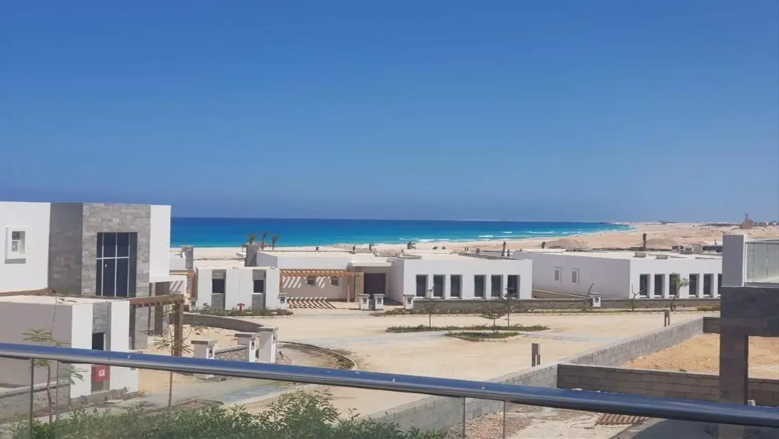 فيلا رائعة بإطلالة على البحيرات