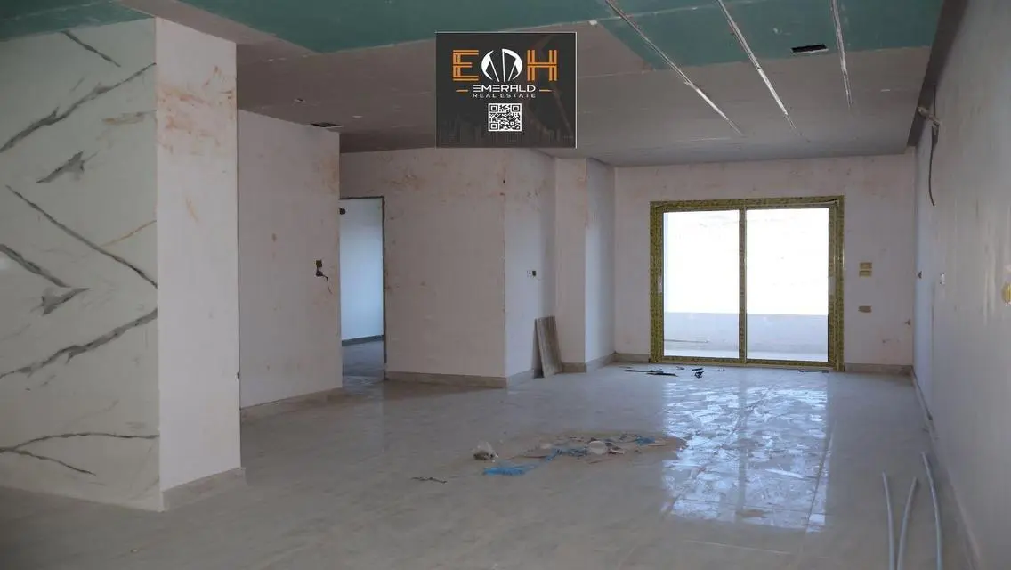 Stunning Apartment for Sale at 34-34