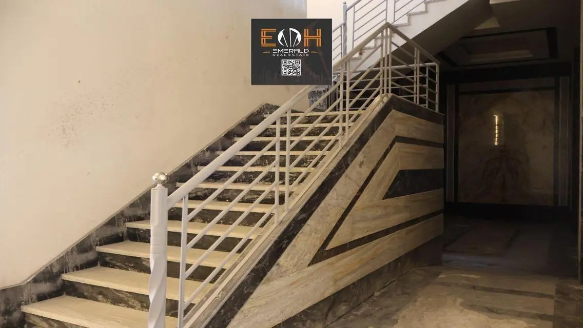 Stunning Apartment for Sale at 34-34