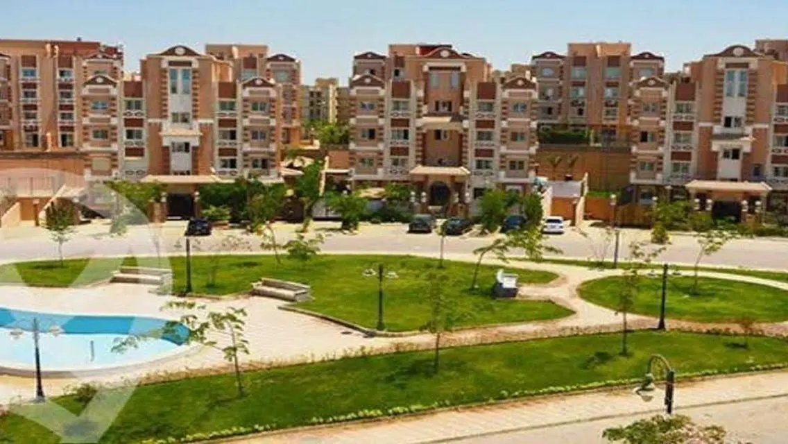 فيلا فاخرة مع مسبح خاص وحديقة في موقع متميز