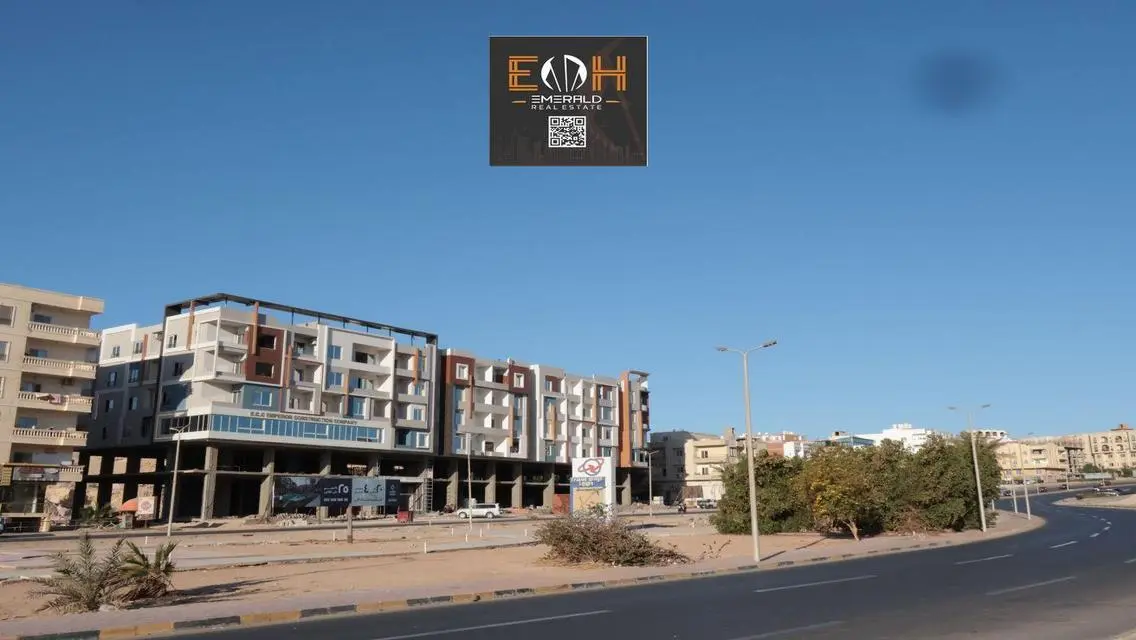 Luxurious Villa of 7000 sqm with Private Pool