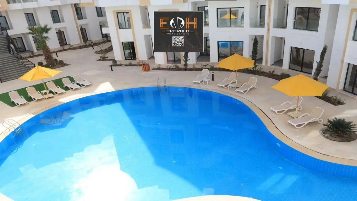 Luxury Villa with Private Garden and Pool