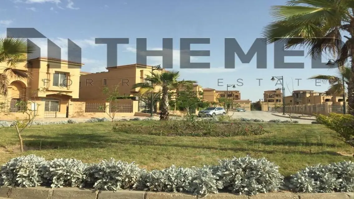 Luxury Apartment with Private Garden and Premium Amenities