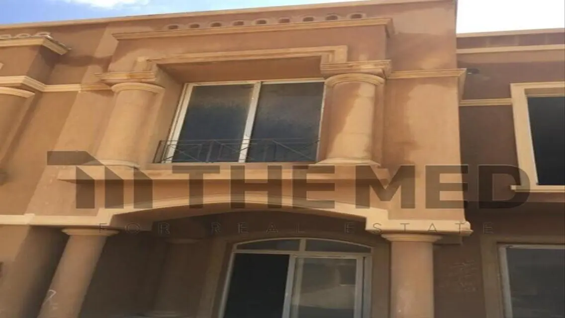 Luxury Apartment with Private Garden and Premium Amenities