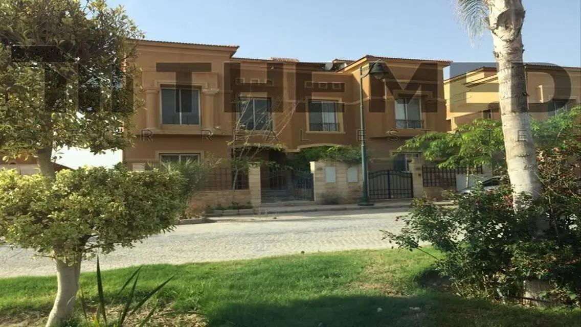Luxury Apartment with Private Garden and Premium Amenities