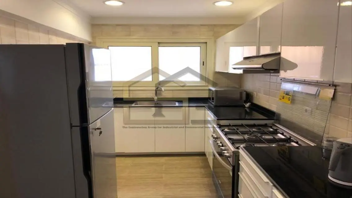 Stunning Property with Private Garden and 4 Bedrooms