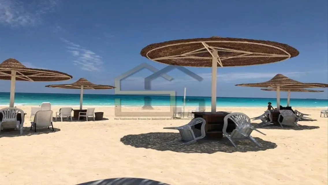 Stunning Property with Private Garden and 4 Bedrooms