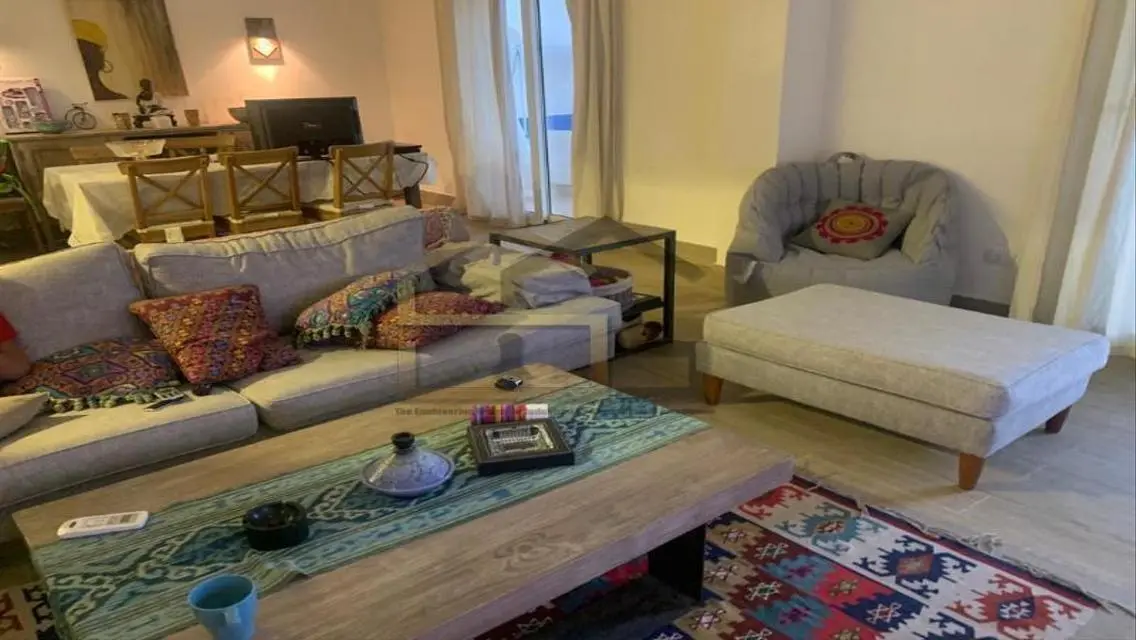 Stunning Property with Private Garden and 4 Bedrooms
