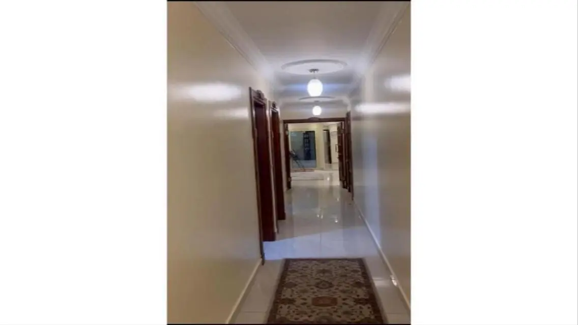شقة فاخرة للإيجار بسعر مميز في موقع رائع
