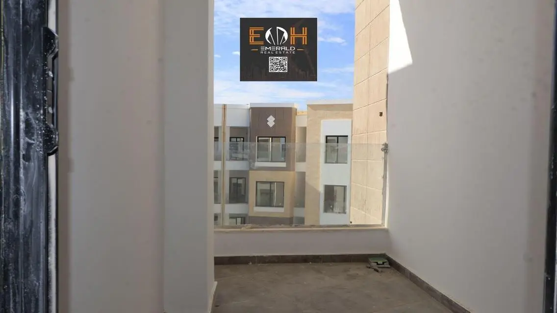Luxury Villa for Sale with Lake View