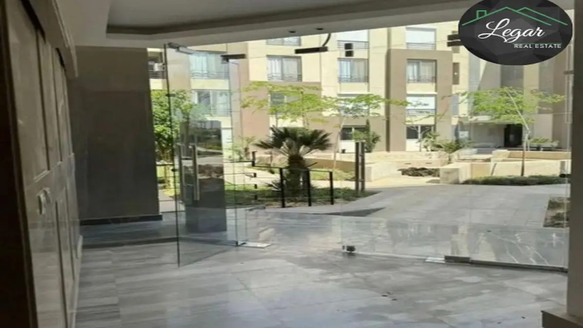 شقة فاخرة في بالم باركس للإيجار