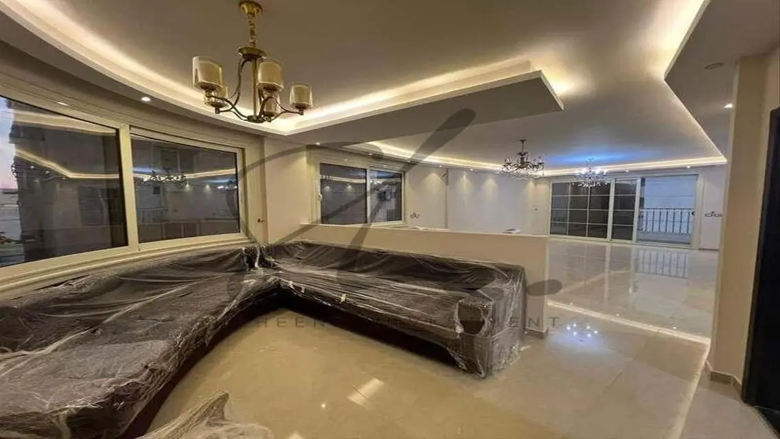 Luxury Villa for Sale in Stone Park