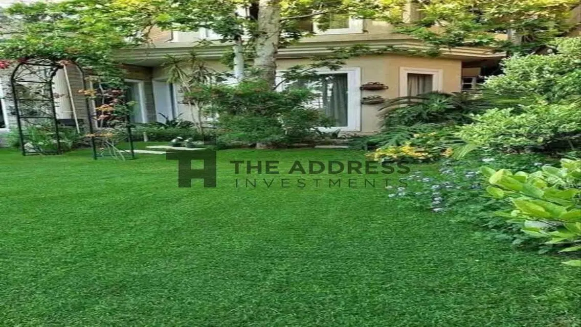 Luxurious Villa for Sale in New Cairo – Mountain View