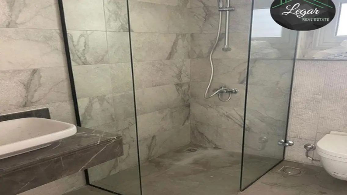 Luxury Apartment for Sale in Palm Parks at an Exceptional Price