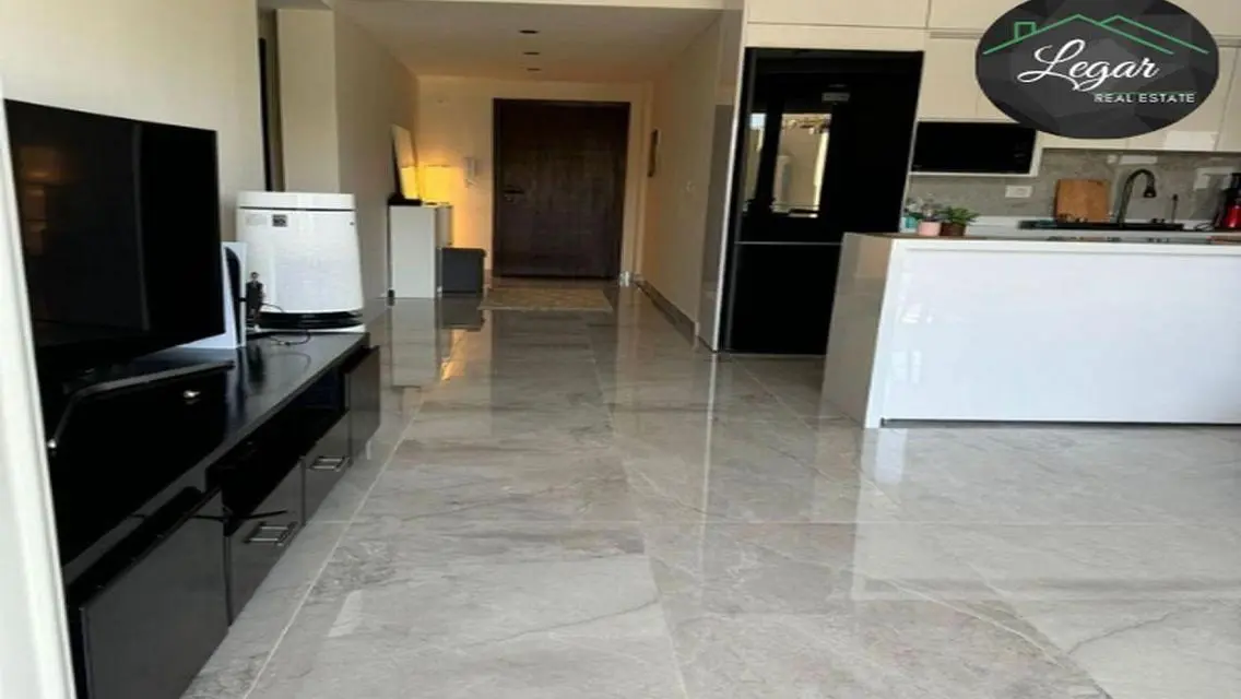 Luxury Apartment for Sale in Palm Parks at an Exceptional Price