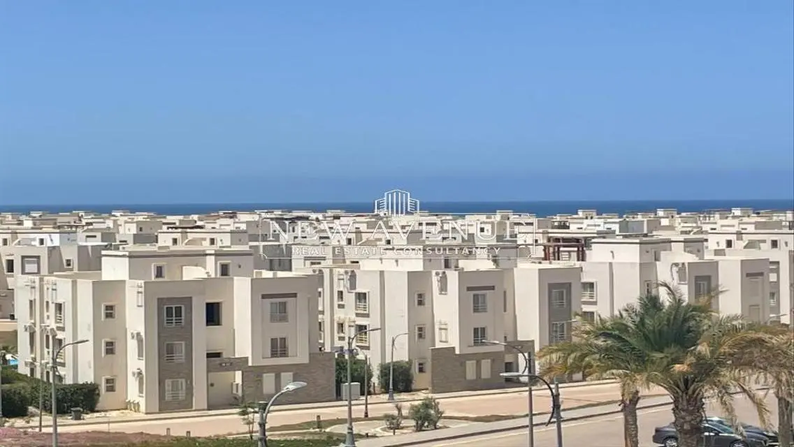 Luxurious 3-Bedroom Home with Premium Amenities